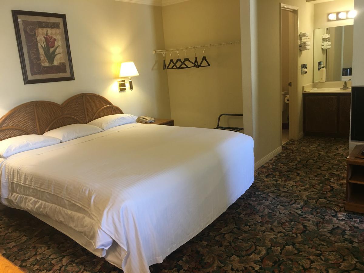 Grand Inn財神客棧 Monterey Park Exteriör bild